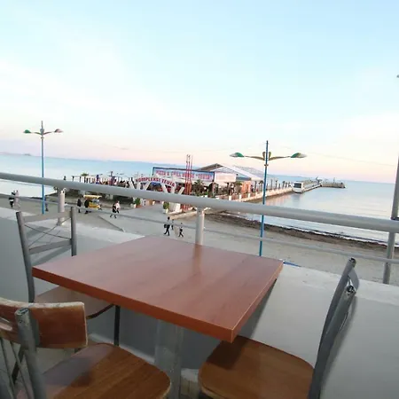 Klejvi's Seaview Durrës